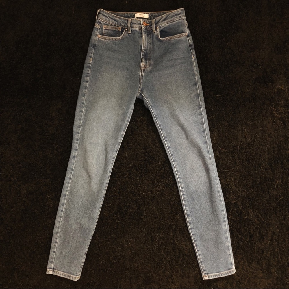 High-waisted Mom Jeans